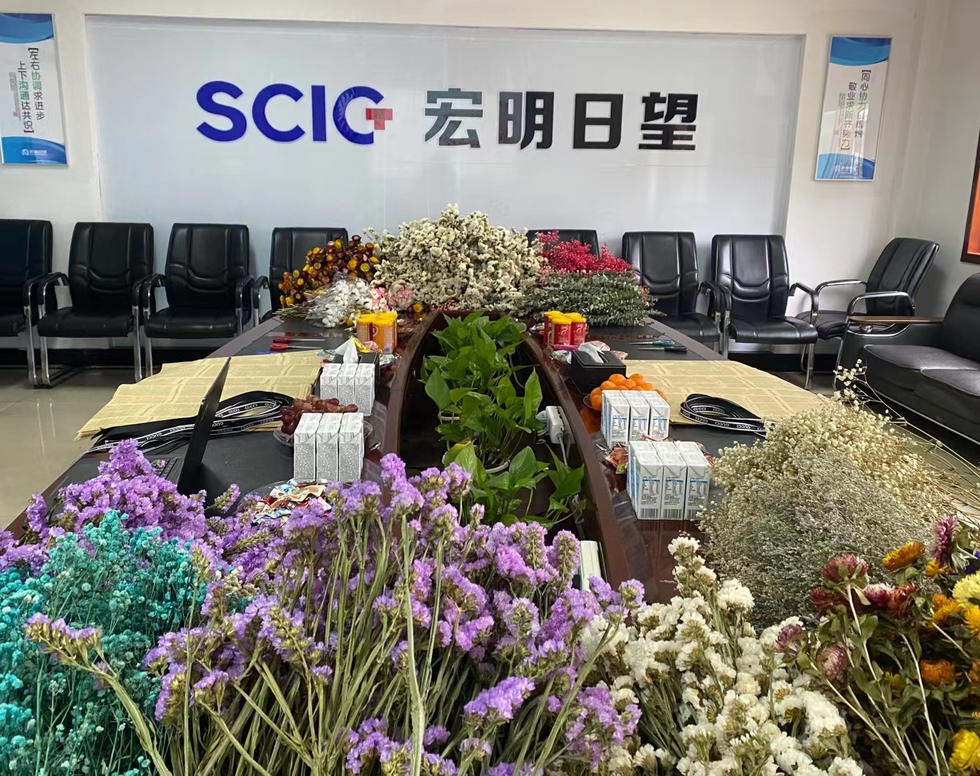 乐鱼·体育页面官方网站-乐鱼online(中国)
,宏明日望,株洲电子科技,湖南电容器,株洲电容器,电容器