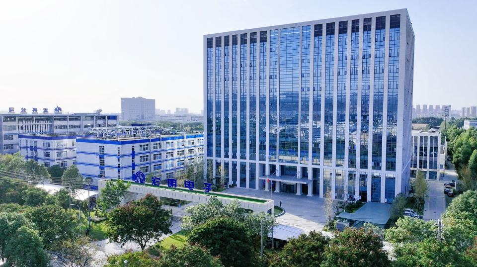 乐鱼·体育页面官方网站-乐鱼online(中国)
,宏明日望,株洲电子科技,湖南电容器,株洲电容器,电容器 乐鱼·体育页面官方网站-乐鱼online(中国)
,宏明日望,株洲电子科技,湖南电容器,株洲电容器,电容器